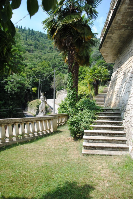 Immagine 17 di Villa in vendita  in via bizio a Longare