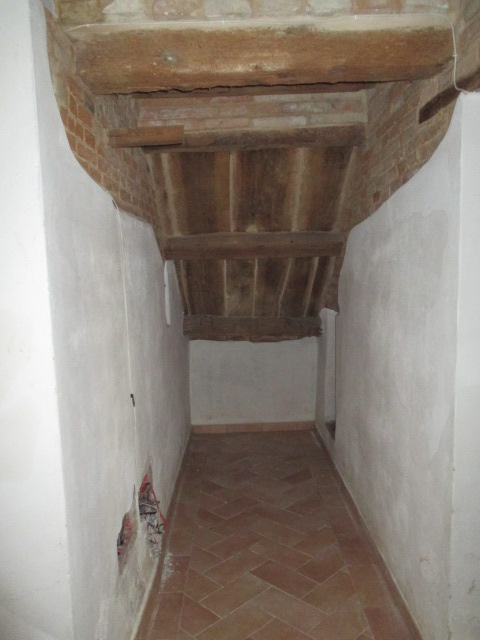 Immagine 25 di Rustico / casale in vendita  a Ostra