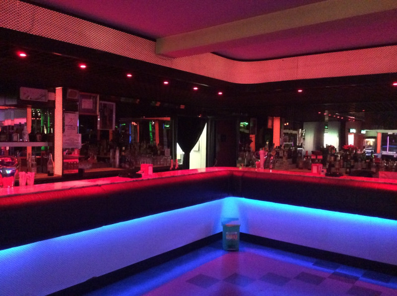 Immagine 2 di Attività commerciale in vendita  a Lusia