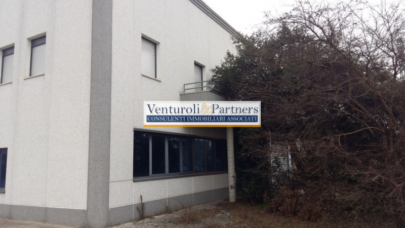 Immagine 6 di Capannone industriale in vendita  in via ugo foscolo a Ghedi