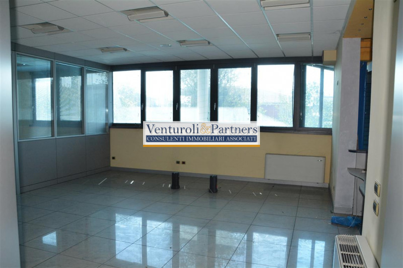 Immagine 13 di Capannone industriale in vendita  in via ugo foscolo a Ghedi