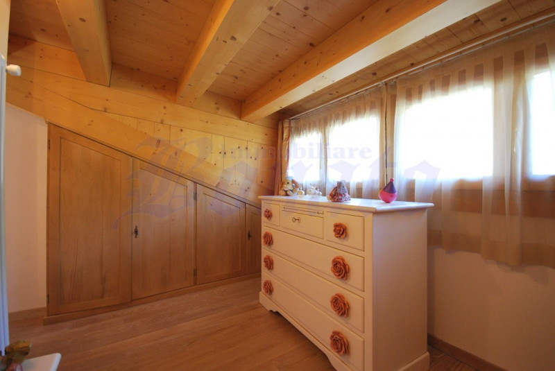 Immagine 10 di Appartamento in vendita  in Via Roma a Auronzo Di Cadore