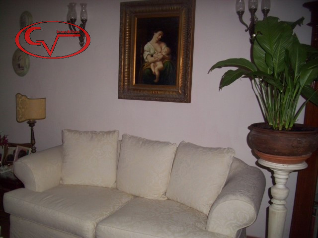 Immagine 4 di Appartamento in vendita  in Poggio Bracciolini, 46 a Montevarchi