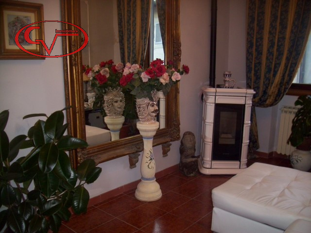 Immagine 7 di Appartamento in vendita  in Poggio Bracciolini, 46 a Montevarchi