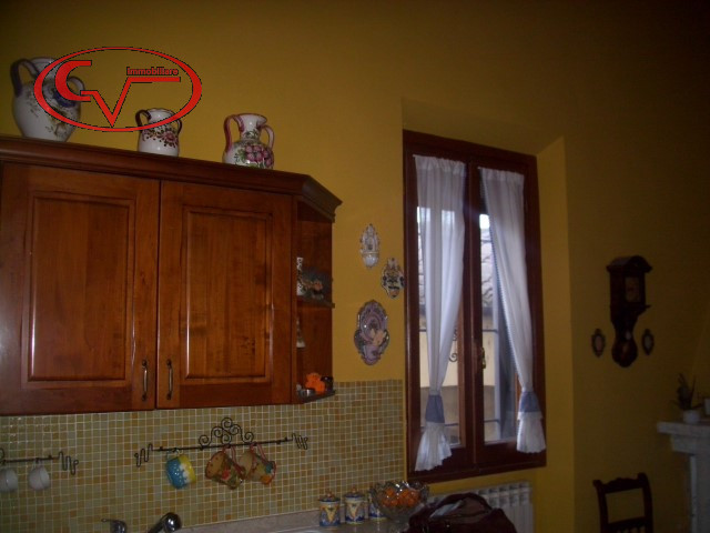 Immagine 11 di Appartamento in vendita  in Poggio Bracciolini, 46 a Montevarchi