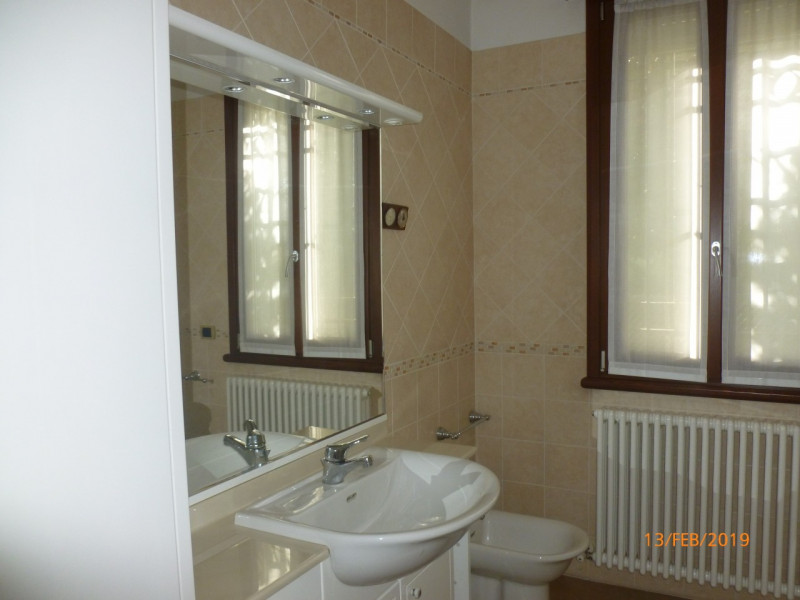 Immagine 39 di Casa indipendente in vendita  a Suzzara