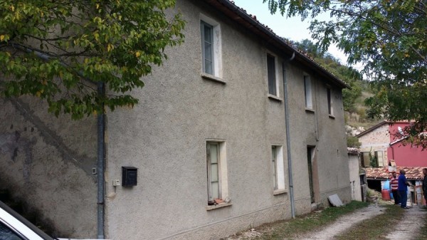 Immagine 6 di Rustico / casale in vendita  a Acqualagna