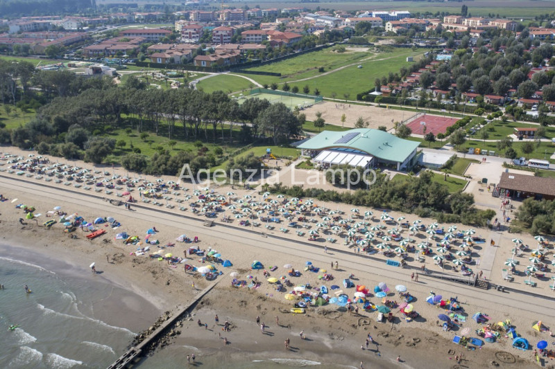 Immagine 10 di Appartamento in vendita  in Viale dei Cigni a Caorle