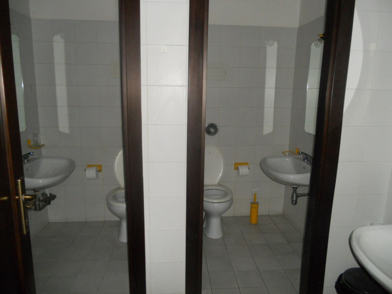 Immagine 16 di Ufficio in vendita  in via Matteotti a Padova