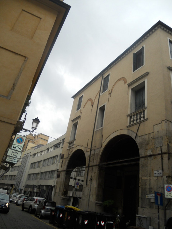 Immagine 18 di Ufficio in vendita  in via Matteotti a Padova
