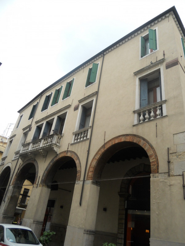 Immagine 20 di Ufficio in vendita  in via Matteotti a Padova