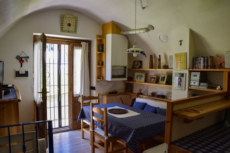 Immagine 5 di Appartamento in vendita  in località Tassè a Rabbi