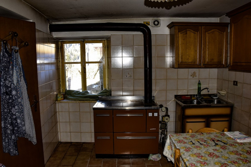 Immagine 9 di Casa indipendente in vendita  in frazione Piazzola a Rabbi