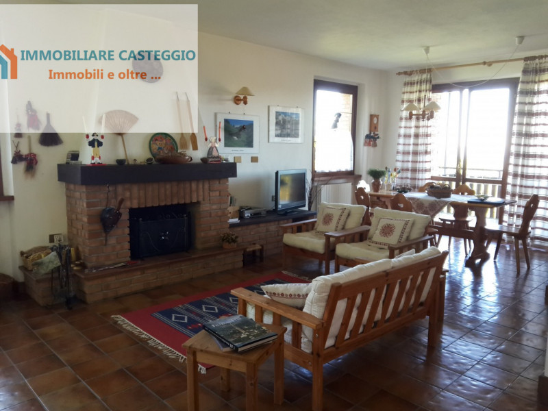 Immagine 11 di Villa in vendita  in Ruino Passo Carmine a Colli Verdi