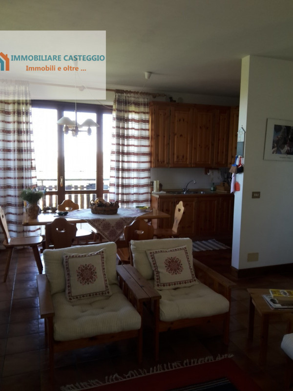 Immagine 15 di Villa in vendita  in Ruino Passo Carmine a Colli Verdi