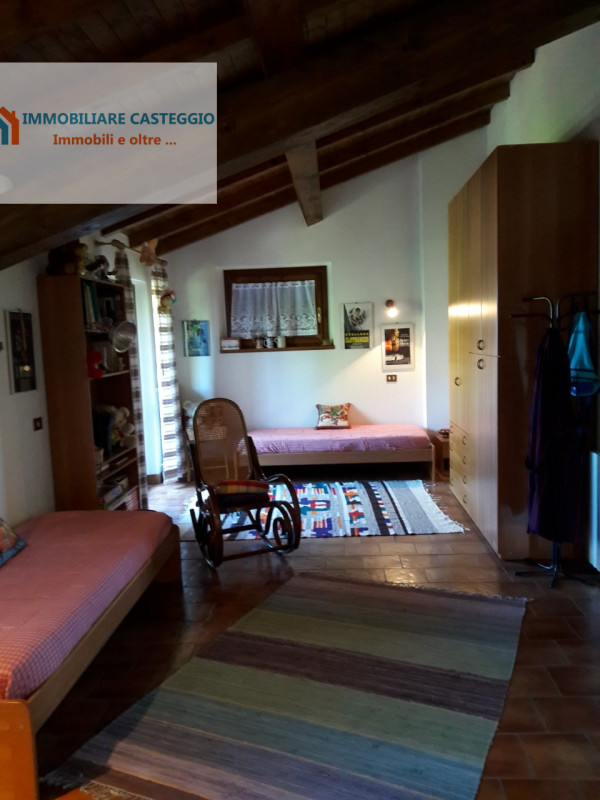 Immagine 22 di Villa in vendita  in Ruino Passo Carmine a Colli Verdi