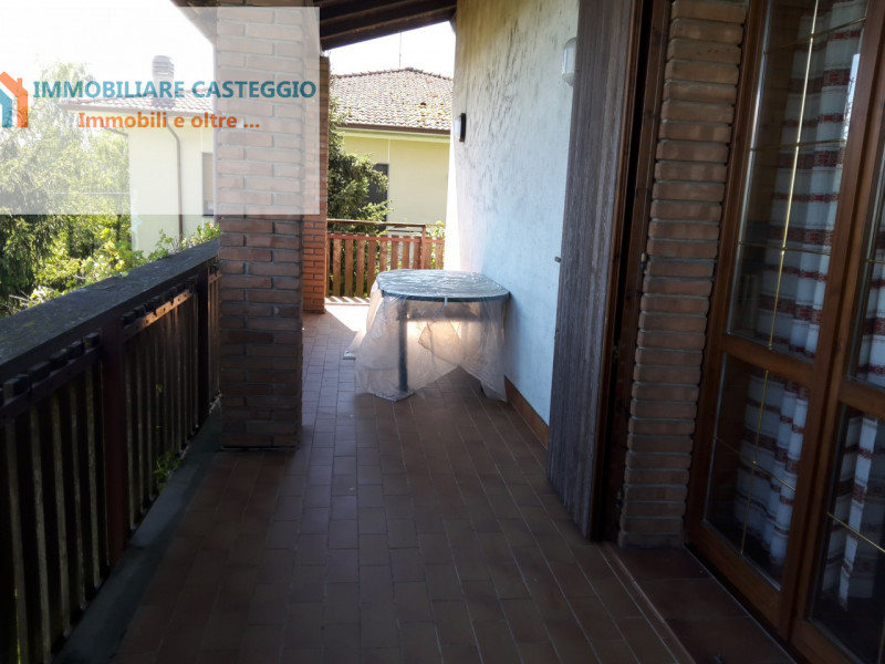 Immagine 24 di Villa in vendita  in Ruino Passo Carmine a Colli Verdi