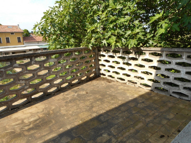 Immagine 21 di Casa indipendente in vendita  in via carlesse a Dueville