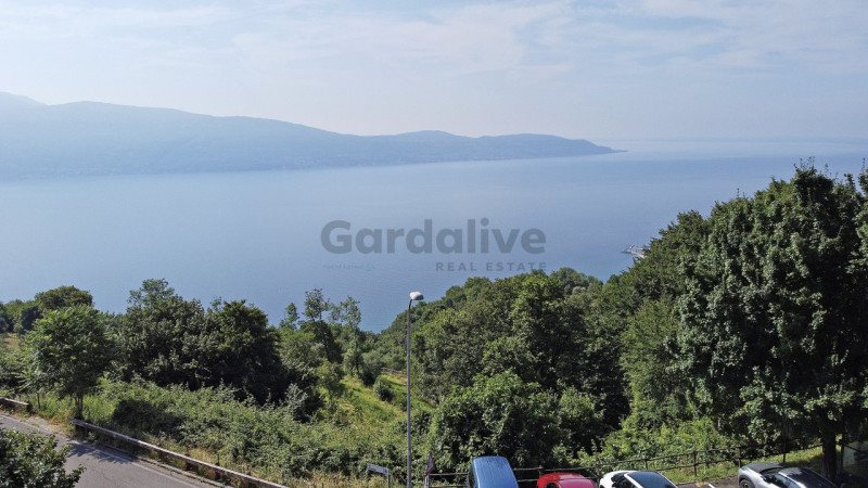Immagine 7 di Casa indipendente in vendita  in Via Musaga a Gargnano