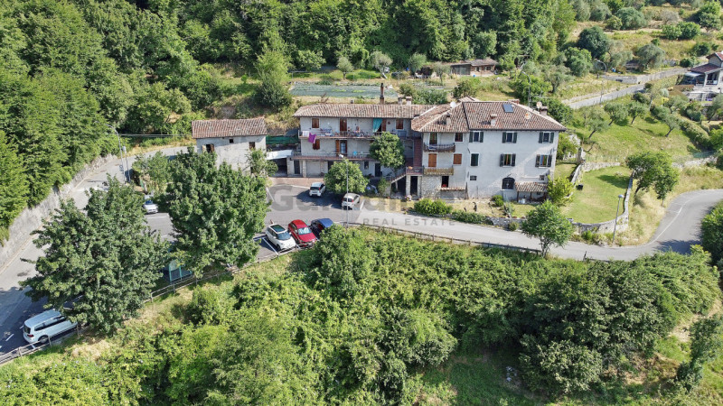 Immagine 12 di Casa indipendente in vendita  in Via Musaga a Gargnano