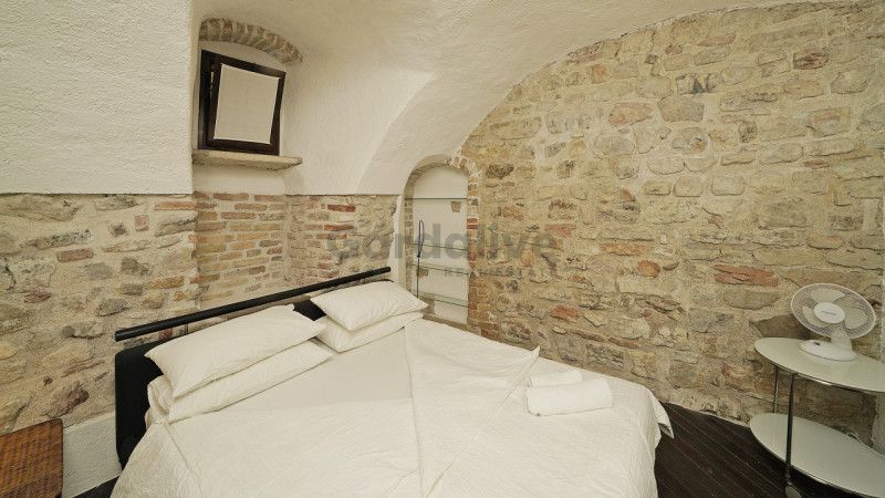 Immagine 13 di Appartamento in vendita  in Via Porto 4 a Gargnano