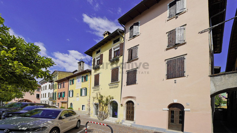 Immagine 23 di Appartamento in vendita  in Via Porto 4 a Gargnano