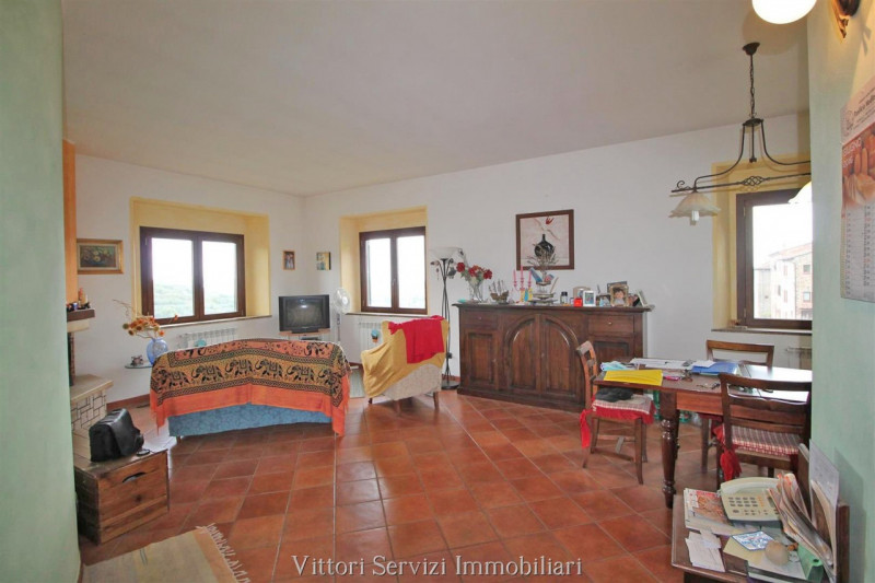 Immagine 7 di Casa bifamiliare in vendita  in via Guerazzi a Sinalunga