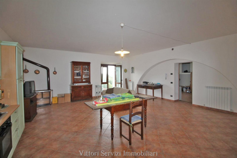 Immagine 9 di Casa bifamiliare in vendita  in via Guerazzi a Sinalunga