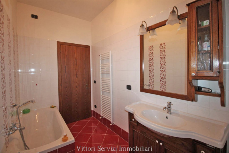 Immagine 18 di Casa bifamiliare in vendita  in via Guerazzi a Sinalunga