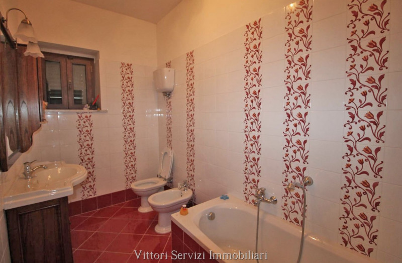 Immagine 19 di Casa bifamiliare in vendita  in via Guerazzi a Sinalunga