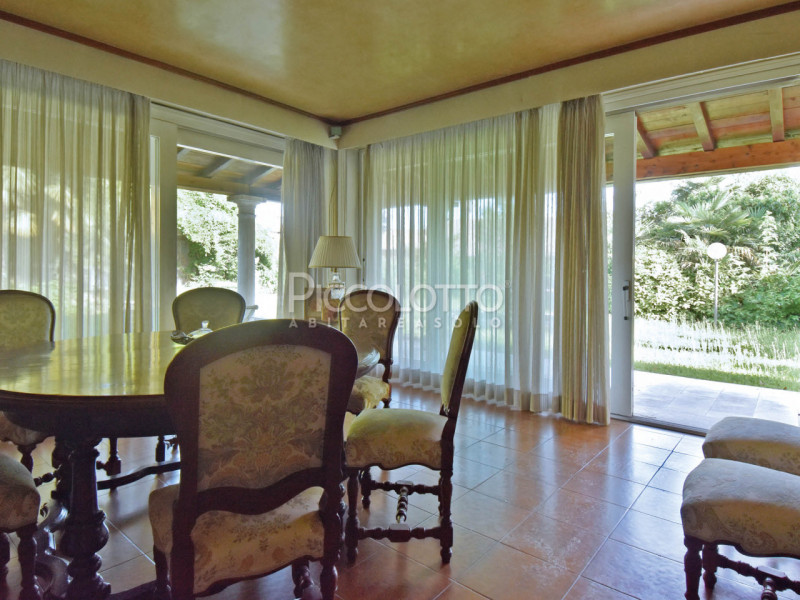 Immagine 13 di Villa in vendita  in via Roma a Fonte