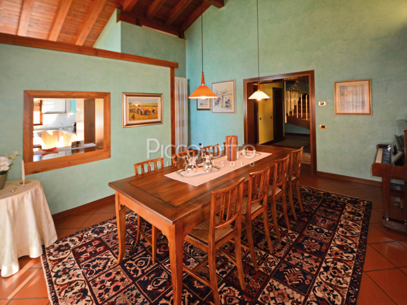 Immagine 14 di Villa in vendita  in via Foresto di Pagnano a Asolo