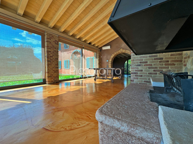 Immagine 19 di Villa in vendita  in via Bosco a Asolo