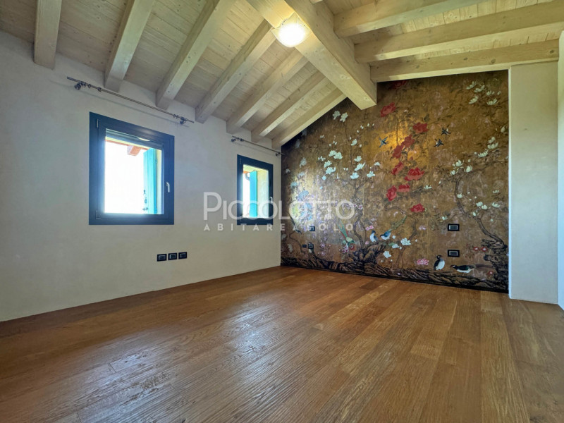 Immagine 23 di Villa in vendita  in via Bosco a Asolo