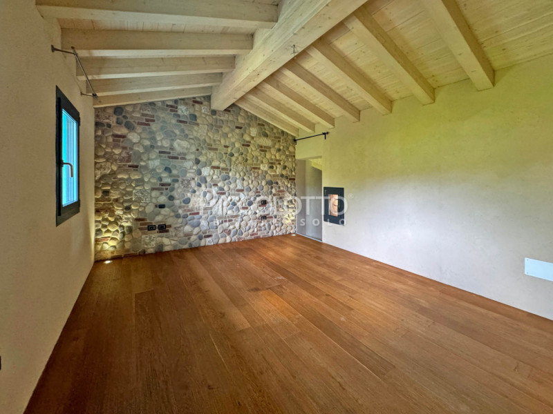 Immagine 25 di Villa in vendita  in via Bosco a Asolo