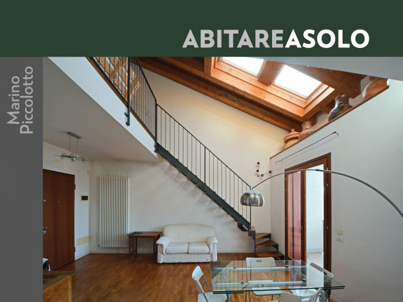 Immagine 1 di Appartamento in vendita  in via Leonardo da Vinci a Asolo