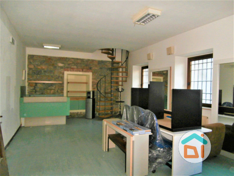 Immagine 3 di Ufficio in vendita  in calle corona a Gradisca D'isonzo