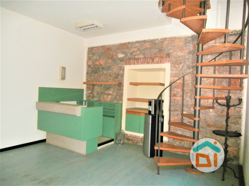 Immagine 4 di Ufficio in vendita  in calle corona a Gradisca D'isonzo