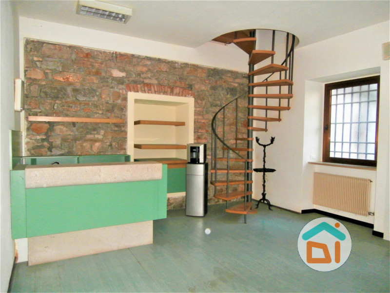 Immagine 5 di Ufficio in vendita  in calle corona a Gradisca D'isonzo