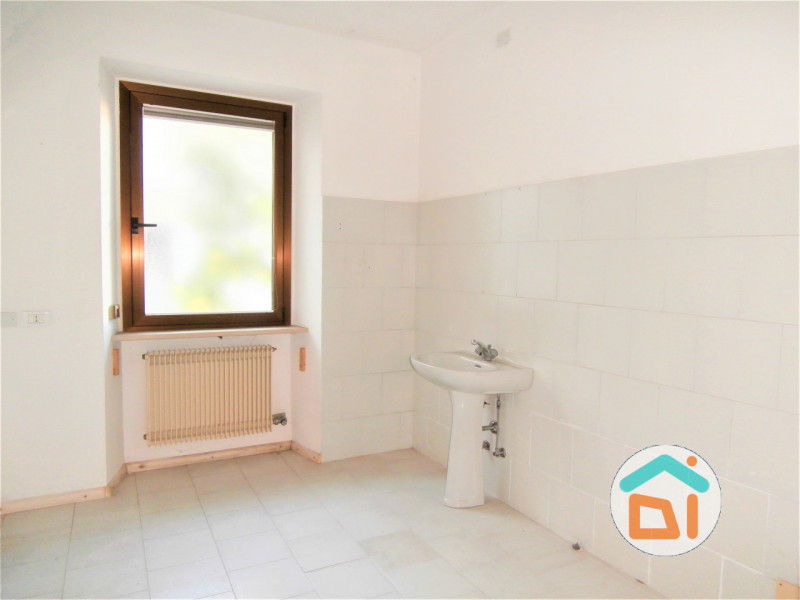 Immagine 12 di Ufficio in vendita  in calle corona a Gradisca D'isonzo