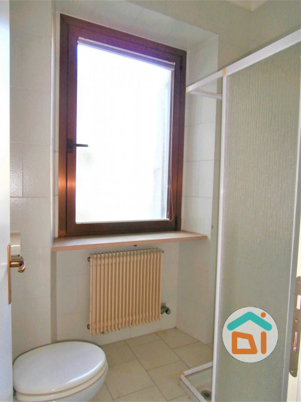 Immagine 15 di Ufficio in vendita  in calle corona a Gradisca D'isonzo