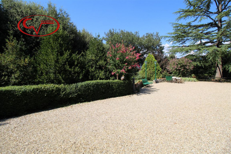 Immagine 4 di Villa in vendita  in via xxv aprile a Bucine