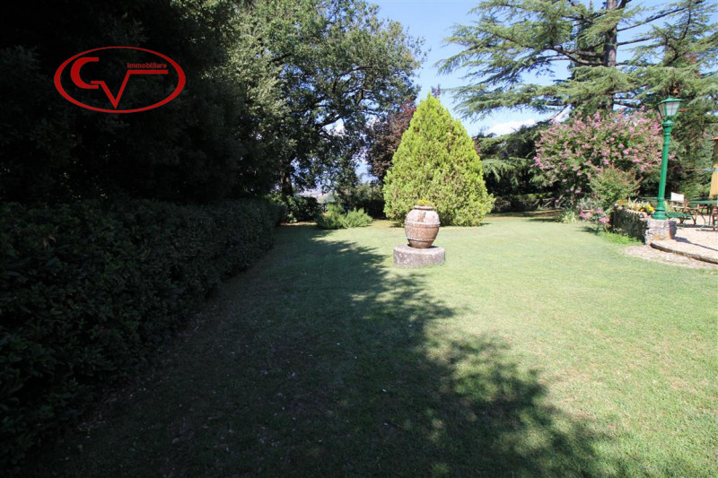 Immagine 5 di Villa in vendita  in via xxv aprile a Bucine