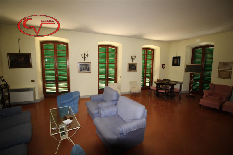 Immagine 18 di Villa in vendita  in via xxv aprile a Bucine