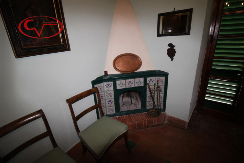 Immagine 21 di Villa in vendita  in via xxv aprile a Bucine