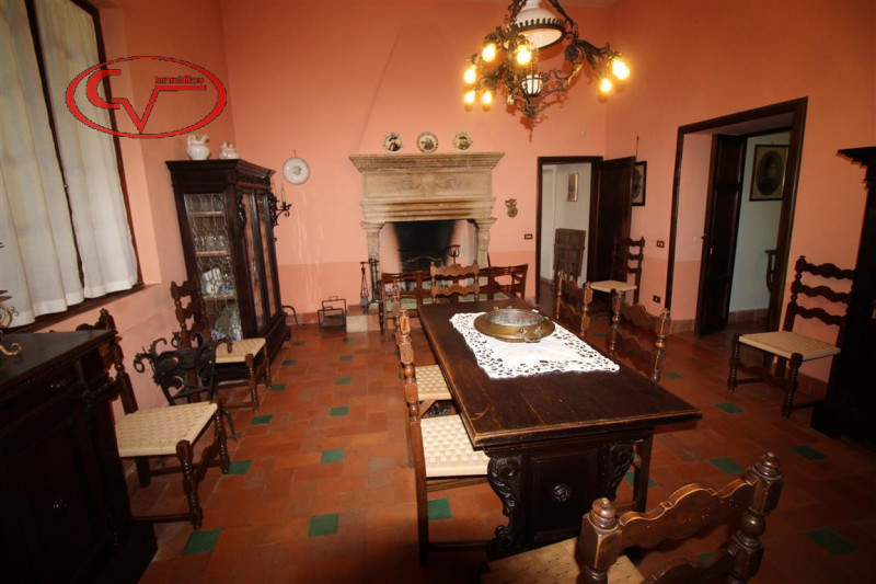 Immagine 22 di Villa in vendita  in via xxv aprile a Bucine