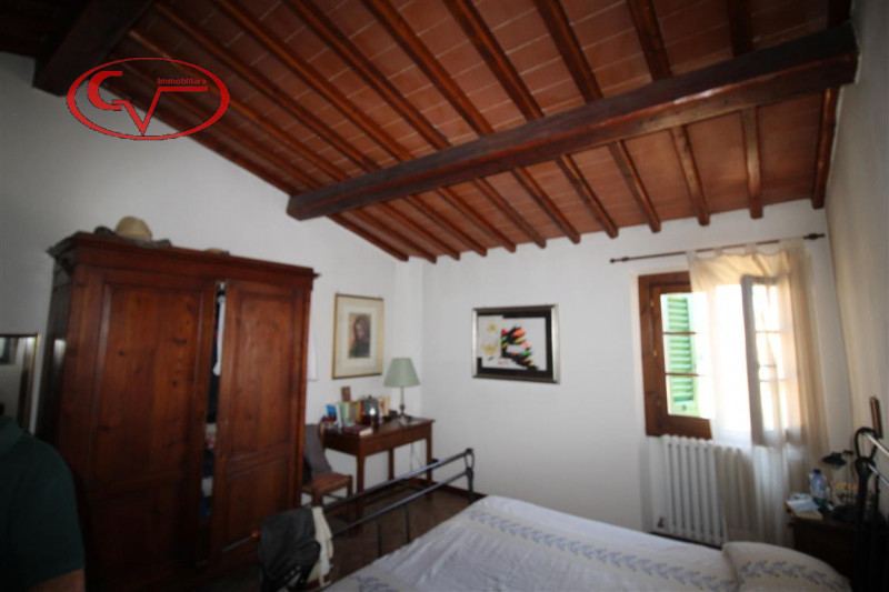 Immagine 57 di Villa in vendita  in via xxv aprile a Bucine