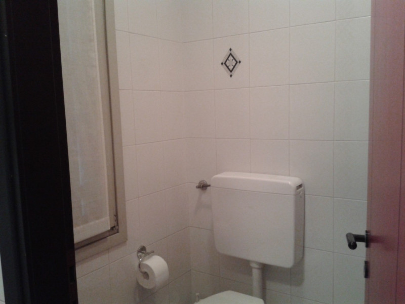 Immagine 5 di Ufficio in vendita  a Badia Polesine