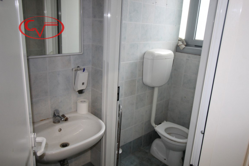 Immagine 33 di Capannone industriale in vendita  in via giacomo leopardi a Montevarchi