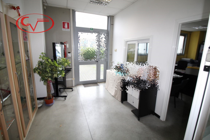 Immagine 39 di Capannone industriale in vendita  in via giacomo leopardi a Montevarchi